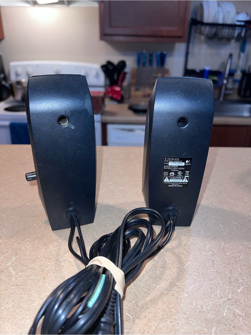 Logitech Computer Speakers - Picture 2 of 3